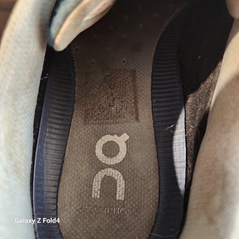 On Cloud Waterproof Cloudswift Running Shoes Blue… - image 7